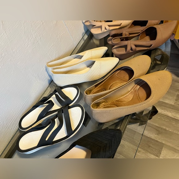 (6 Pair Bundle) Women’s Flats/sandals/Loafers Size 8 US - ALL PAIR INCLUDED - Picture 6 of 11